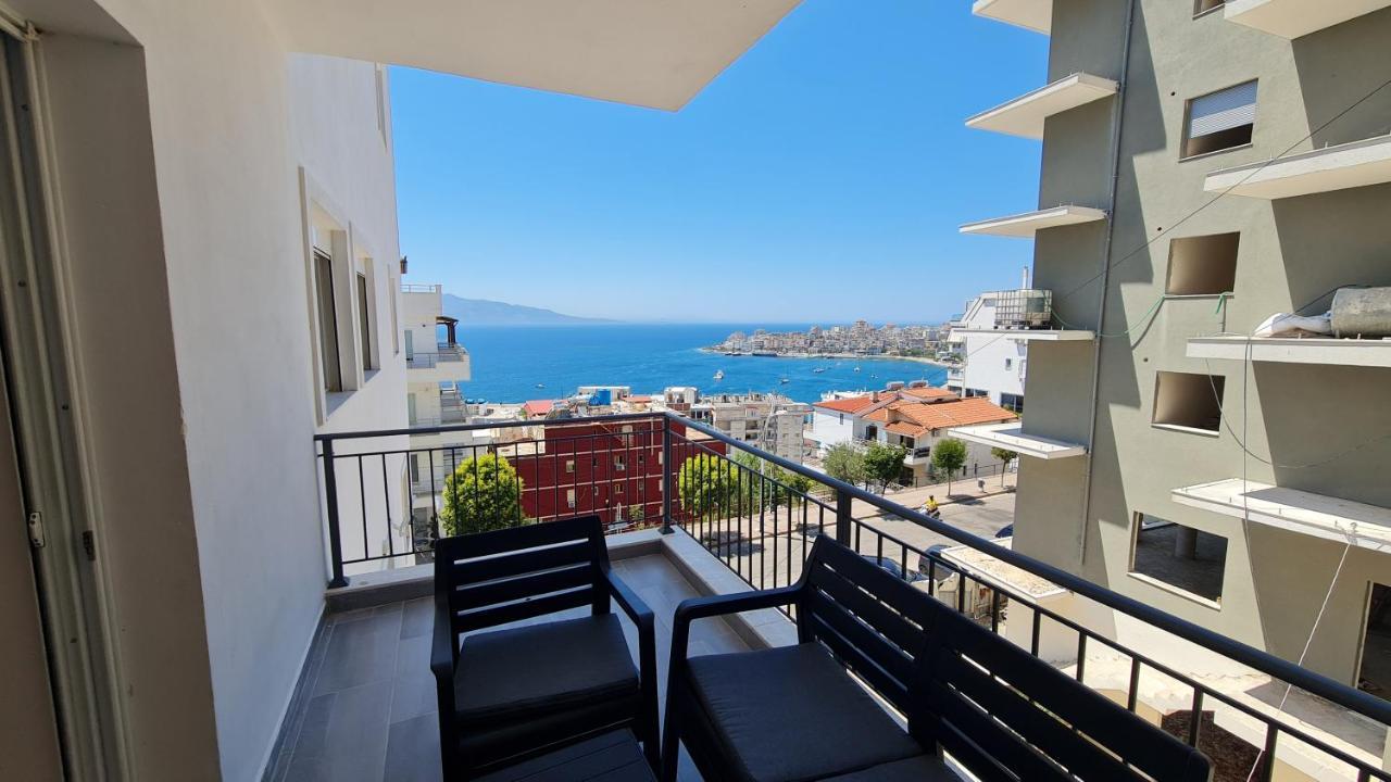 Sea And City View Apartment Sarande Exterior photo